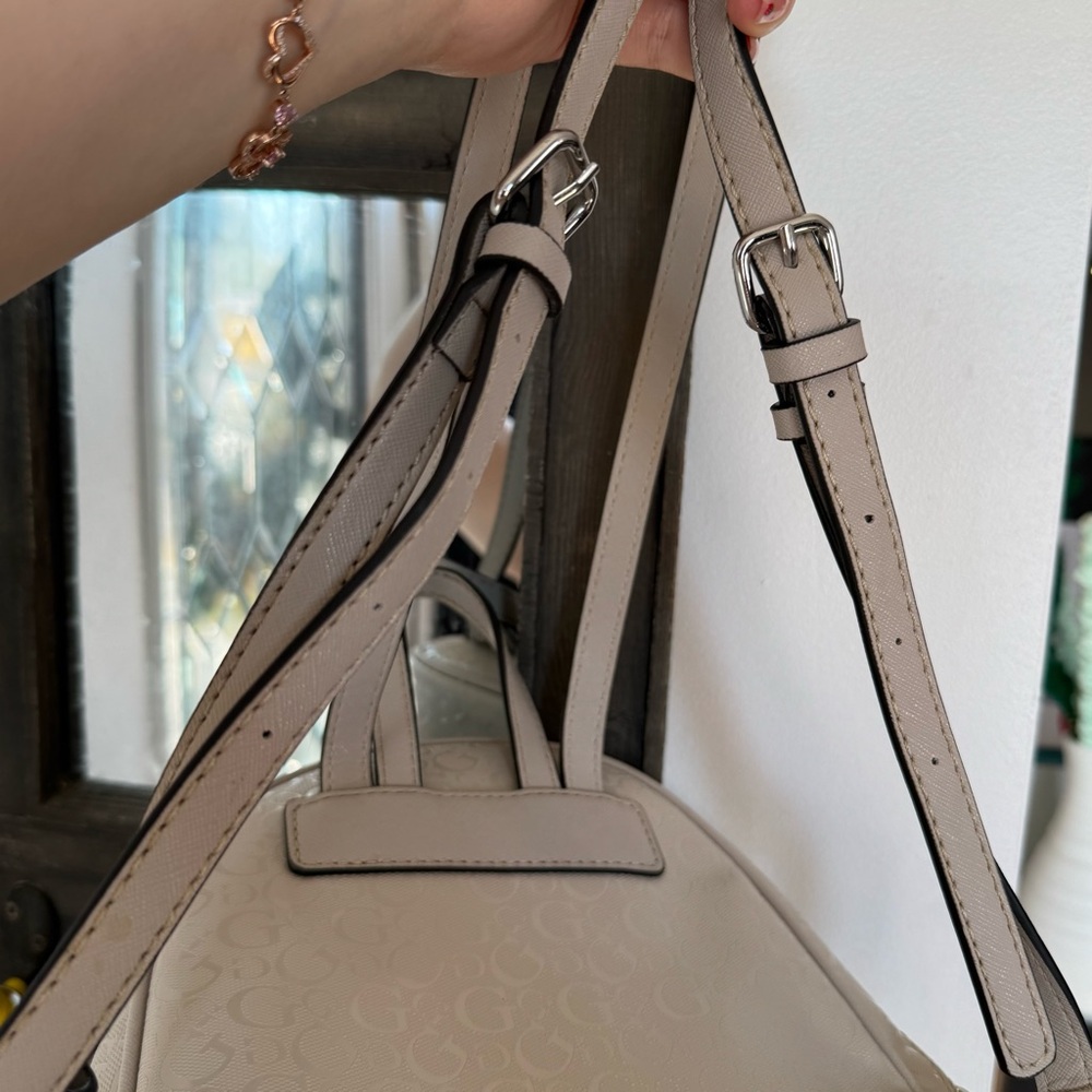 GUESS Bow Backpack - Picture 6 of 10